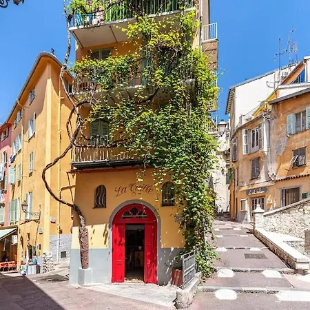 Superbe Climatise - Vieux Appartement